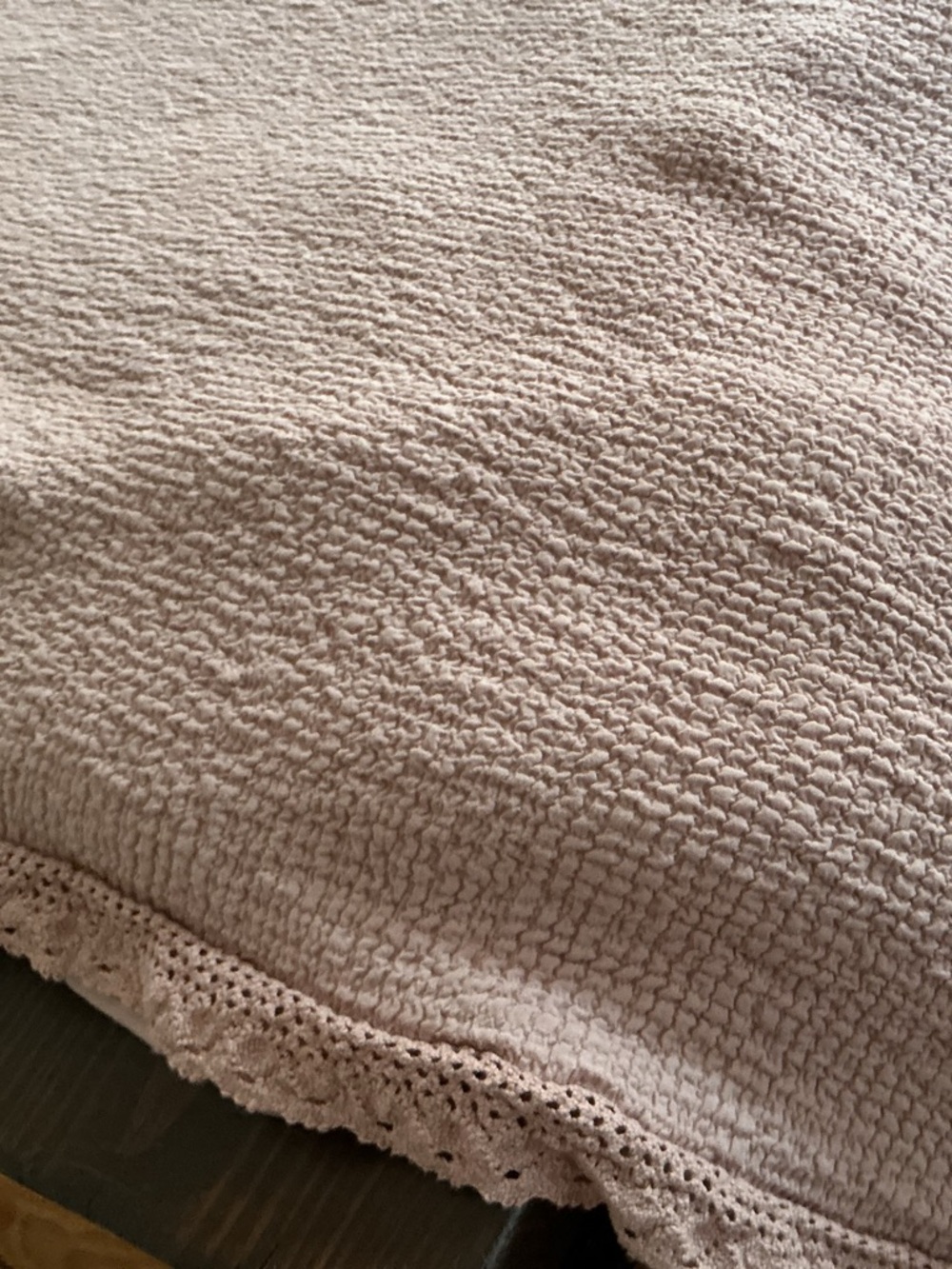 Chunky Cotton Waffle comforter w crochet trim - Picture 9 of 13